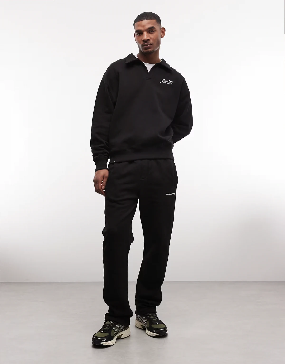 logo wide leg sweatpants in washed black
