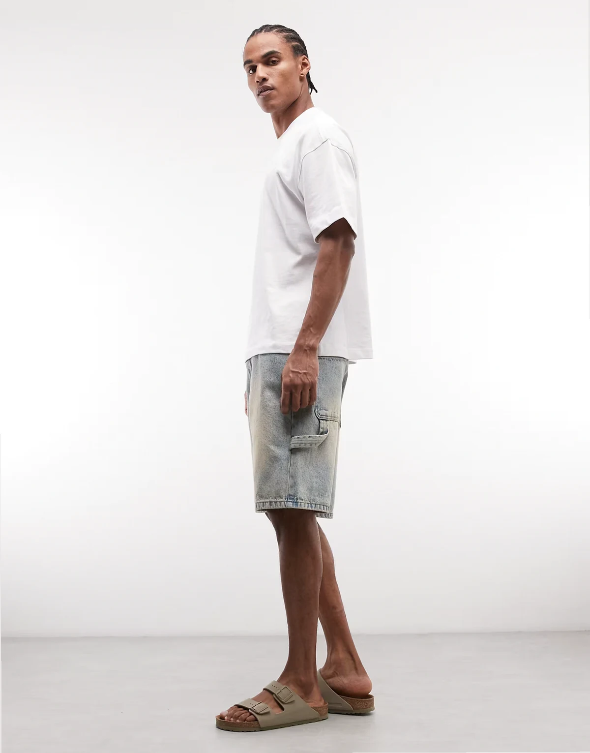 denim carpenter shorts in washed blue