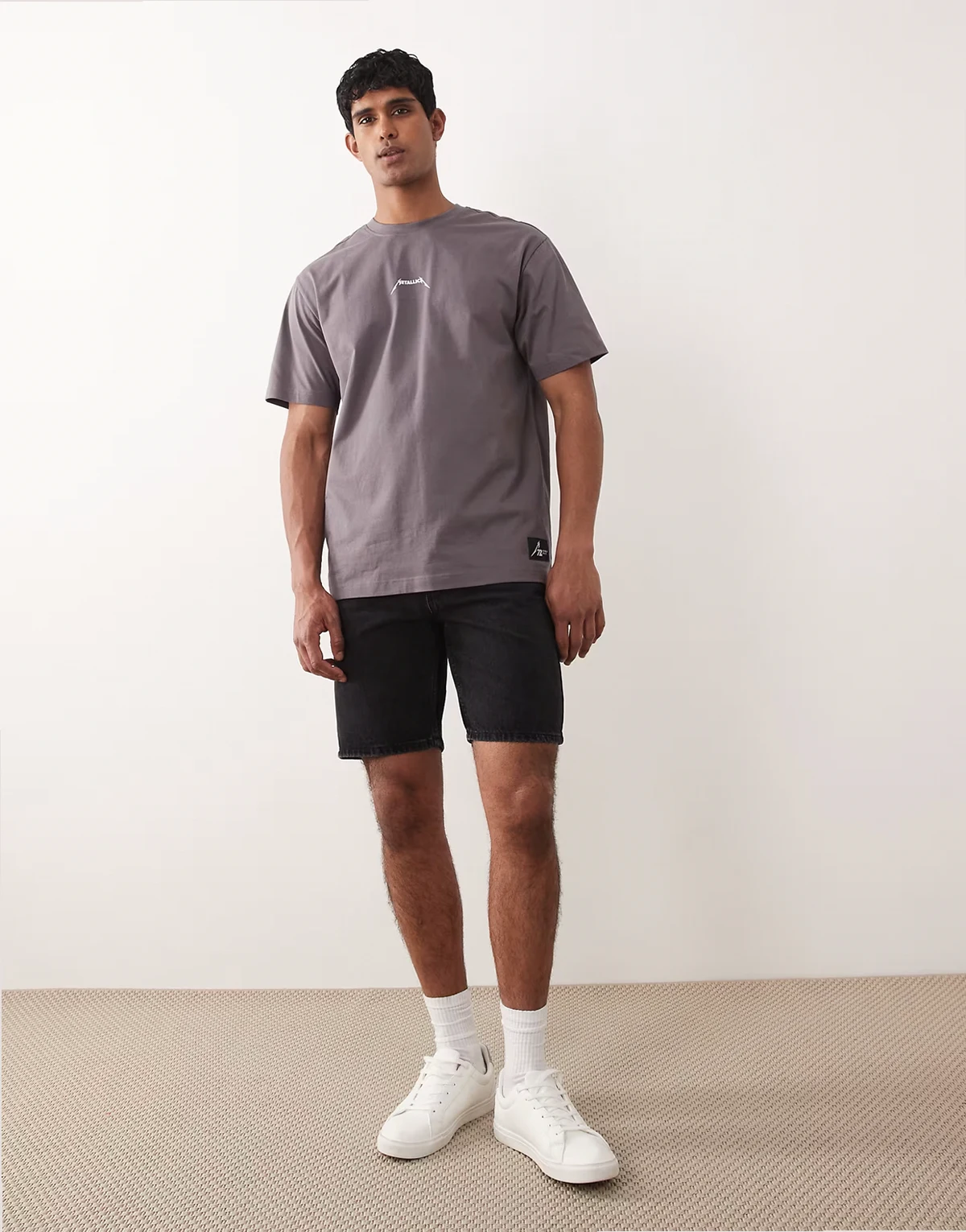– Edge – Gerade geschnittene Jeansshorts in Schwarz