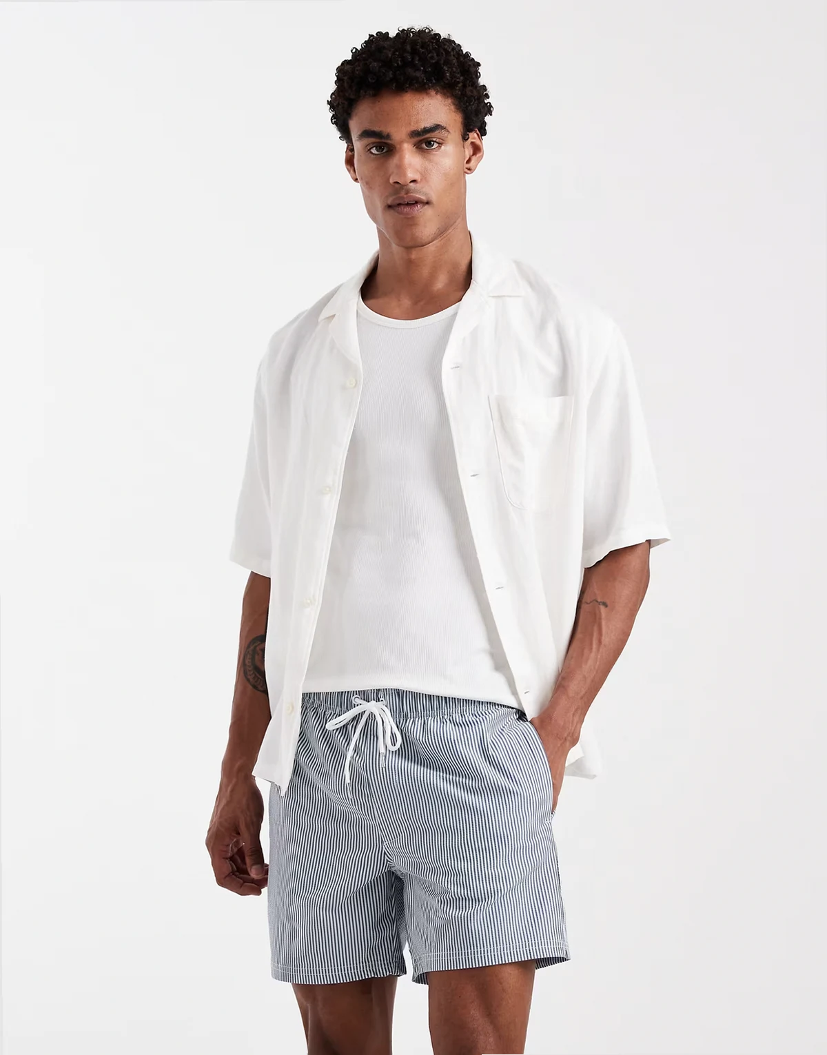 swim shorts in navy striped seersucker